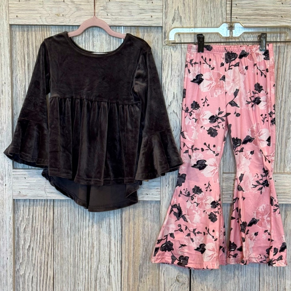 Marie Nicole Dark Gray Velvet Top and Pink Floral Bell Bottom Pants sz L